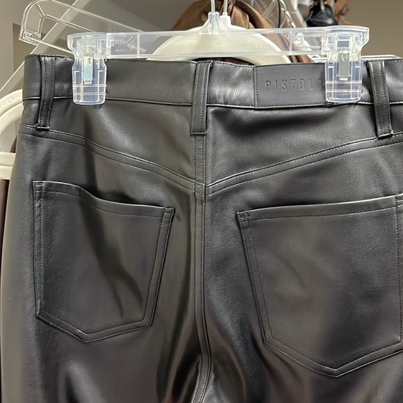 PISTOLA BOOT CUT LEATHER PANTS SZ 25 🖤 - Picture 4 of 4